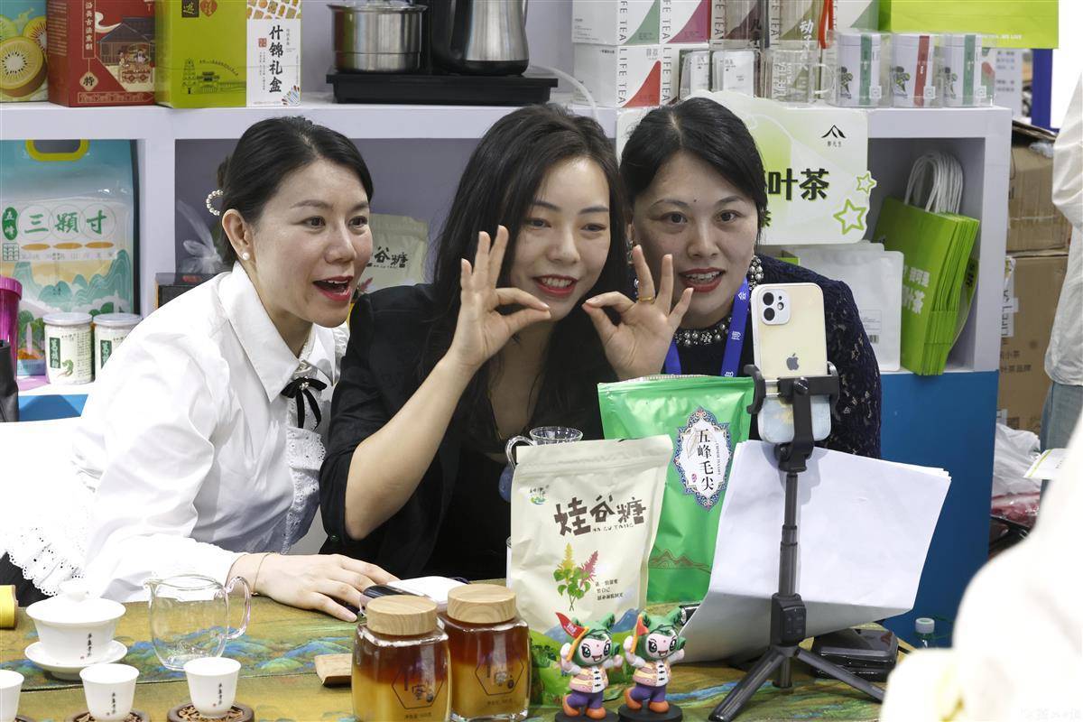 免费送彩金的娱乐网址不限id